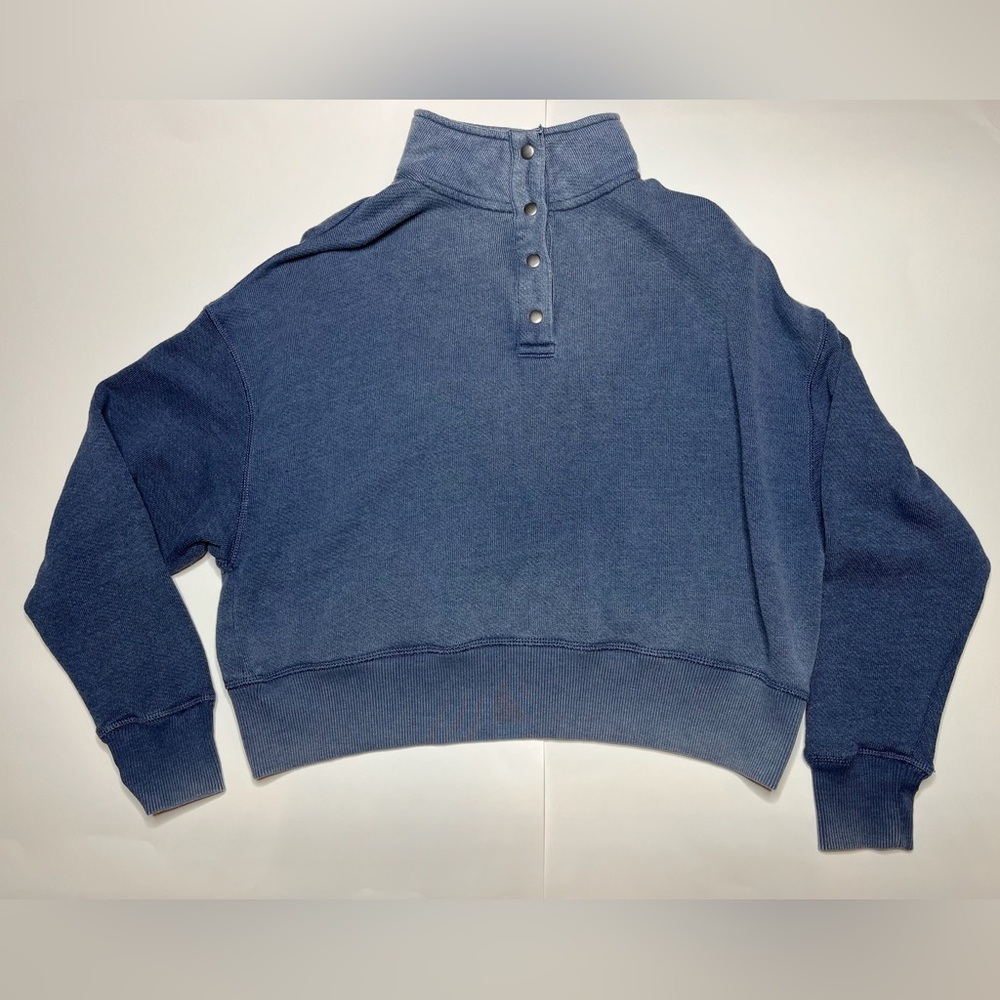 American Eagle Cropped Pullover